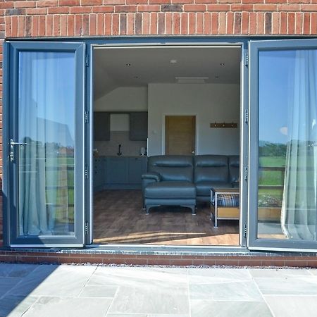 Harrys Den Villa Chapel Saint Leonards Exterior photo